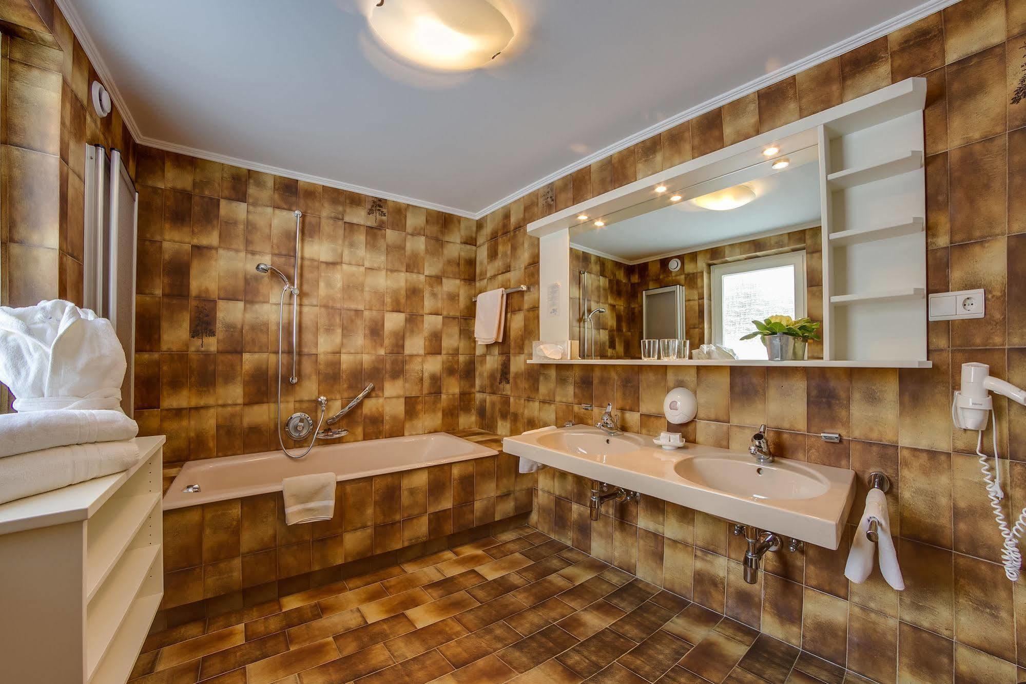 Hotel Berger Superior Riva di Tures Zewnętrze zdjęcie